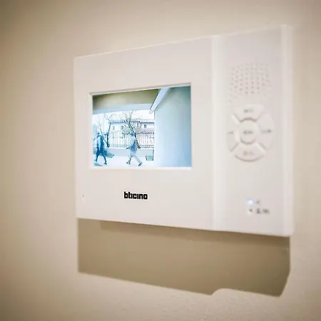 Zafi Lakeview 公寓 康斯坦察