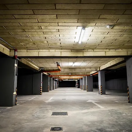 公寓 Zafi Lakeview *