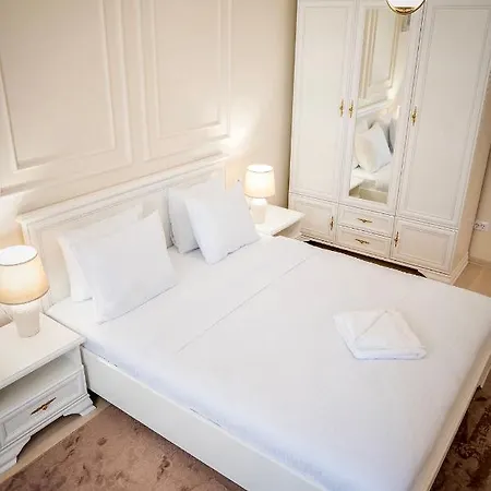 Zafi Lakeview Apartment Constanţa