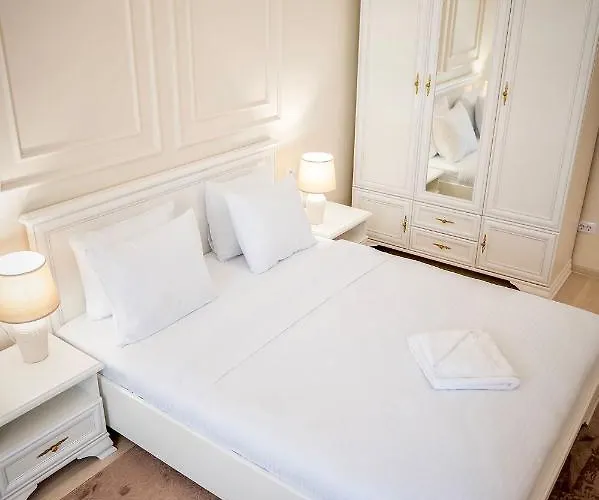 Zafi Lakeview Apartment Constanţa