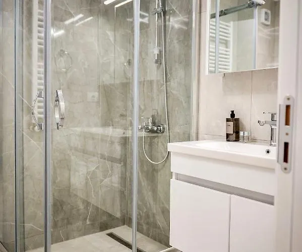 Zafi Lakeview Apartment Constanţa