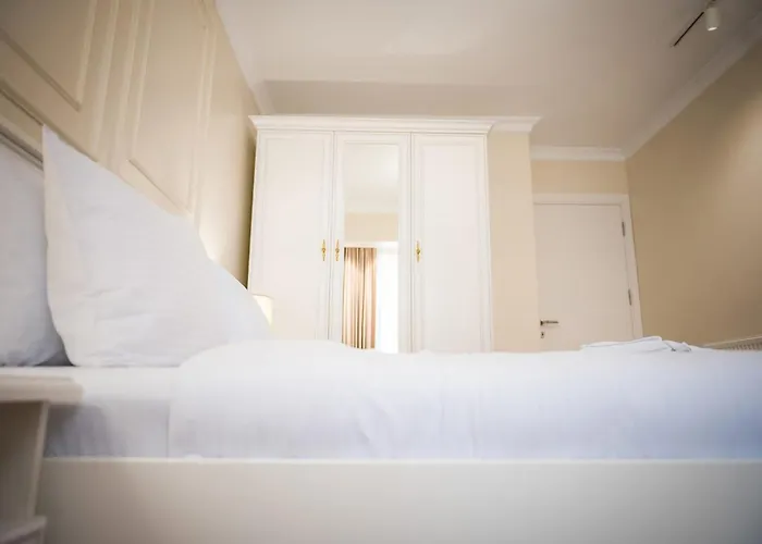 Apartment Zafi Lakeview *